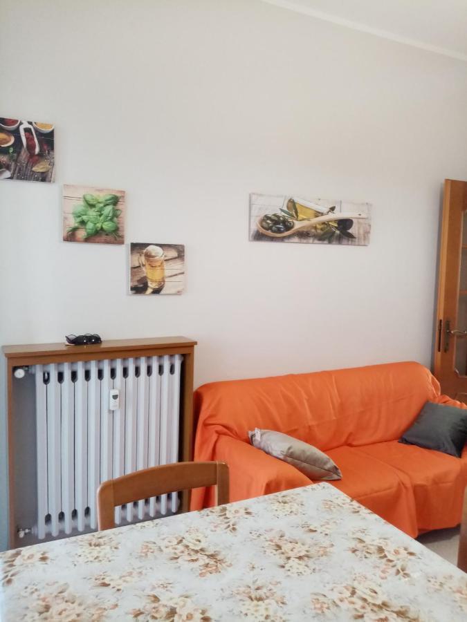 Bruno Turin Apartment Near The Metro كولّينيو المظهر الخارجي الصورة