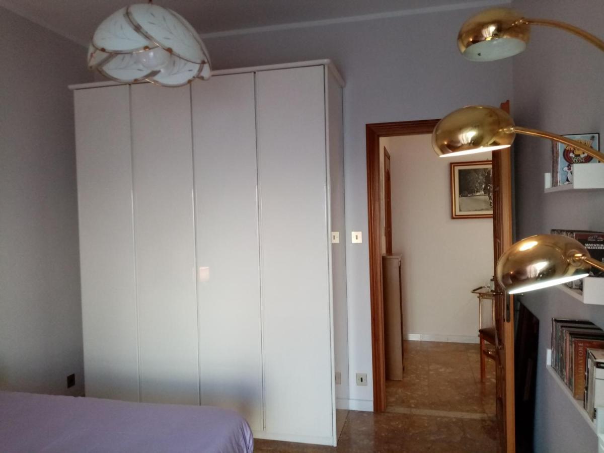 Bruno Turin Apartment Near The Metro كولّينيو المظهر الخارجي الصورة