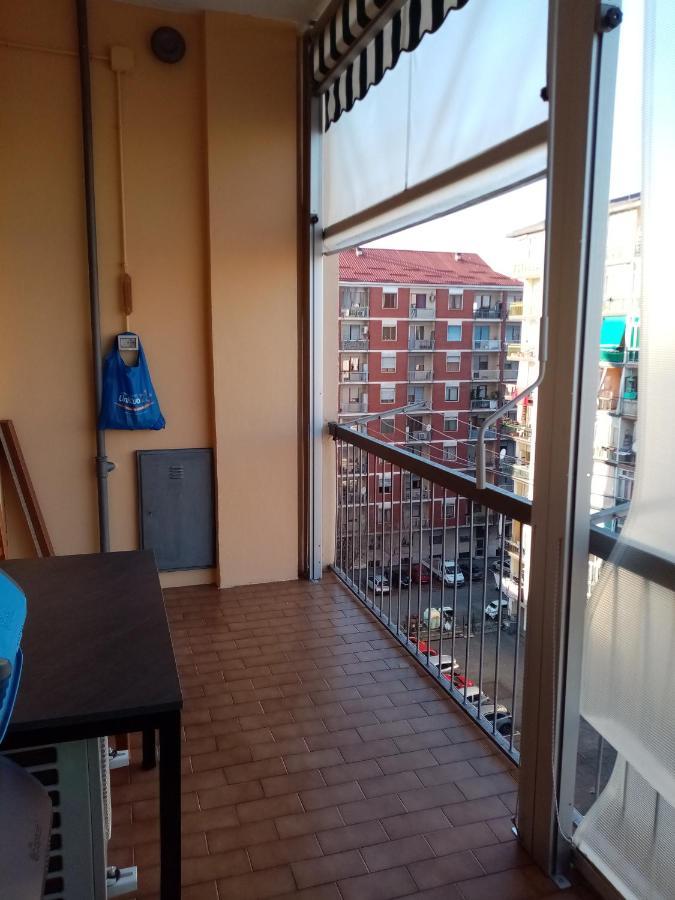 Bruno Turin Apartment Near The Metro كولّينيو المظهر الخارجي الصورة