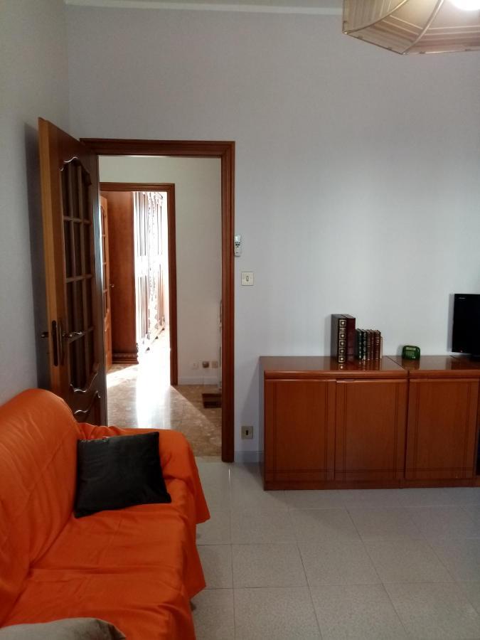 Bruno Turin Apartment Near The Metro كولّينيو المظهر الخارجي الصورة