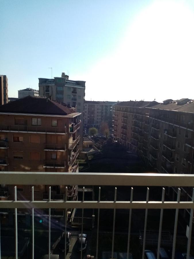 Bruno Turin Apartment Near The Metro كولّينيو المظهر الخارجي الصورة